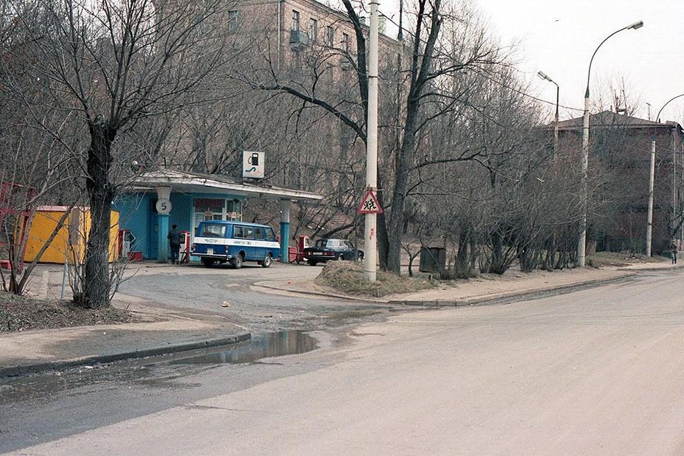 АЗС на Рочдельской ул. в Москве, 1988 год